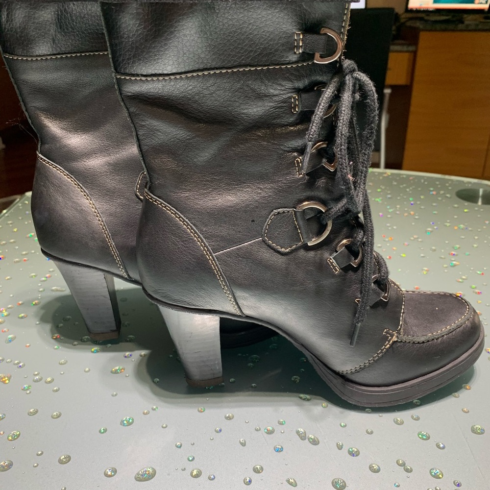 Report Black Leather High Heel Boots Size 9